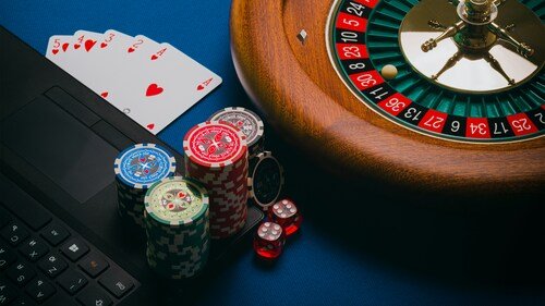 Key Things Beginners Should Evaluate Before Trying Online Casino Games